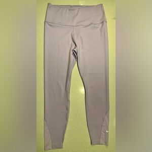 Nike Women’s Light Purple Leggings